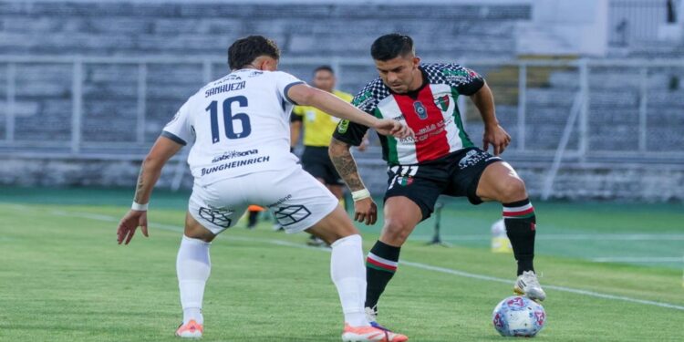 Ñublense empató 1 a 1 ante Palestino en el inicio del campeonato 2026.