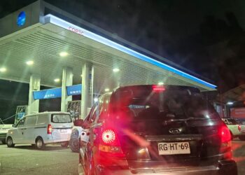 Esta noche se anunció un alza en los combustibles desde este próximo jueves.