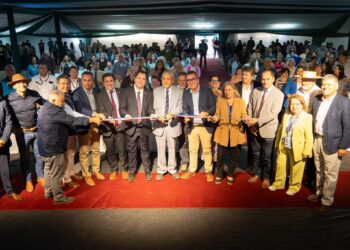 Con multitudinaria asistencia se inaugura la AgroExpo 2026 en San Carlos.