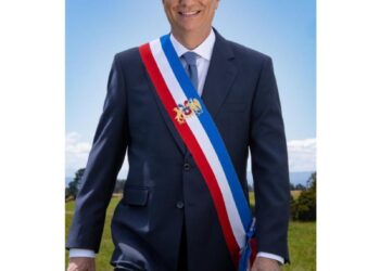 Presidente electo Kast podrá utilizar el escudo de chile en su banda presidencial.