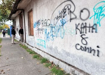 Ejecutaron desalojo en casa okupa del centro de Chillán, tras cuatro años tomada.