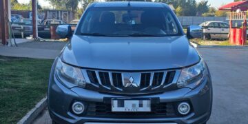 DETENIEN A MUJER POR RECEPTACIÓN DE VEHÍCULO ROBADO EN CATO.