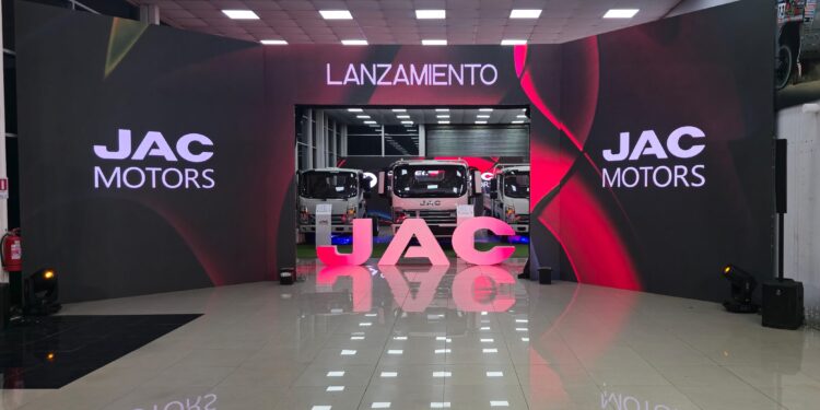 JAC Motors llega a Ñuble a la División de Camiones en Copelec Automotriz.