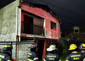 Incendio esta madrugada de Lunes en San Carlos deja una vivienda inhabitable