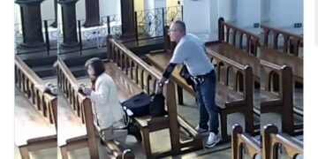 Le roban a una feligresa mientras rezaba al interior de una iglesia ⛪️