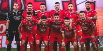 Con gol de antología Ñublense le gana a la U. en Chillán.