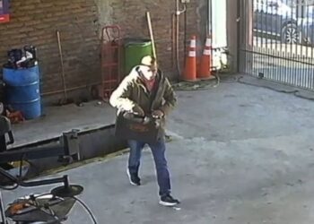 Lubricentro VCR MOTORS fue víctima de robo por un solitario delincuente en Chillán.