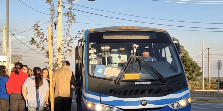 SEREMI DE TRANSPORTES Y TELECOMUNICACIONESTRABAJO EN TERRENO, MÁS CONECTIVIDAD Y MEJOR TRANSPORTE: LOS LINEAMIENTOS PRINCIPALES DURANTE EL PRIMER MES DE IMPLEMENTACIÓN EN ÑUBLE.