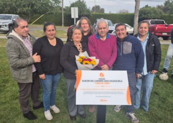 EMOTIVA CEREMONIA RECONOCIÓ A DESTACADO VECINO DE LA POBLACIÓN 11 DE SEPTIEMBRE DE QUILLÓN.