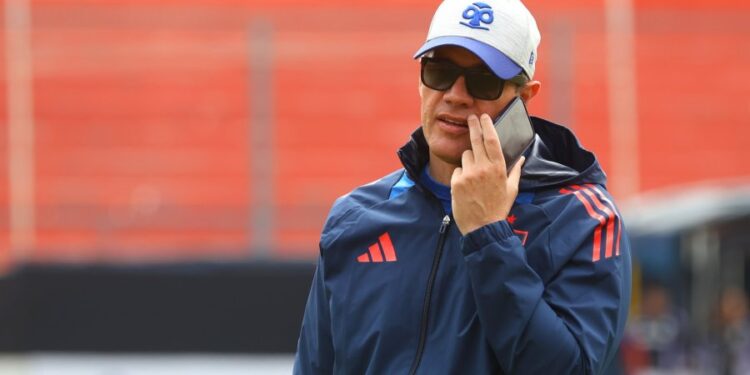 Ex director de Azul Azul revela vínculos de Clark con Ñublense.