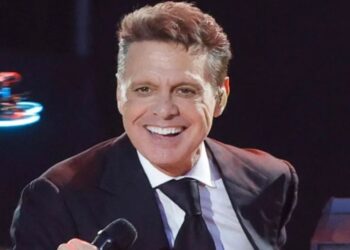 Luis Miguel fue internado en hospital y apuntan a problema cardíaco.