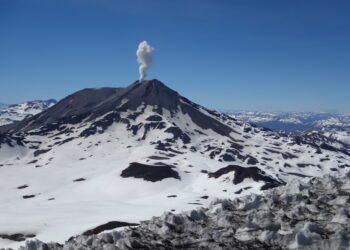 Volcán Chillán se despertó muy temprano. 🌋
