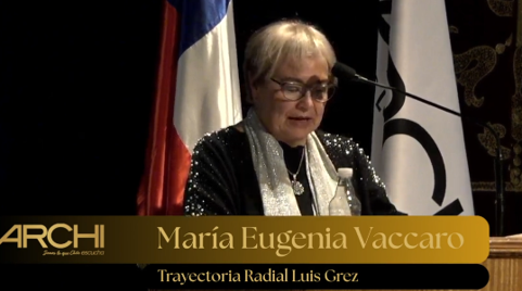 La Gerente de Radio Ñuble, María Eugenia Vaccaro recibe importante reconocimiento a nivel nacional.