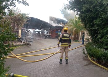 INCENDIO COBRÓ LA VIDA DE UN HOMBRE DURANTE LA MADRUGADA EN FLORIDA.