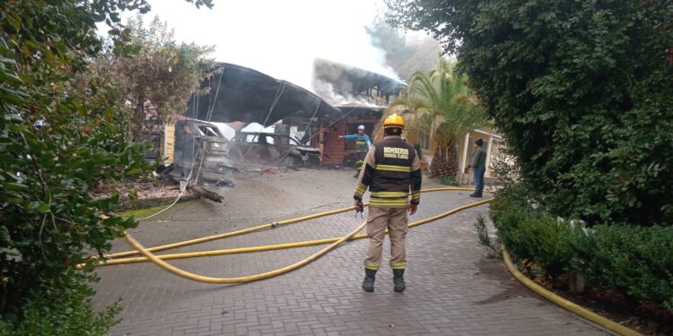 INCENDIO COBRÓ LA VIDA DE UN HOMBRE DURANTE LA MADRUGADA EN FLORIDA.