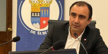 Consejero Chandía critica al Gobernador por marginar a los CORES de decisiones estratégicas.