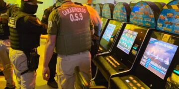 Carabineros detiene a encargado de local de juegos de azar clandestino en pleno centro de Chillán.