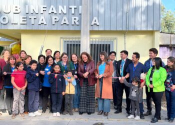 Cesfam Violeta Parra inaugura nueva Sala AIDIA para fortalecer la atención integral de niños, niñas y adolescentes.