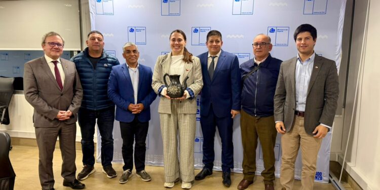 ANFA Chillán solicita respaldo del Ministerio del Deporte para fortalecer el fútbol amateur y resguardar su autonomía.