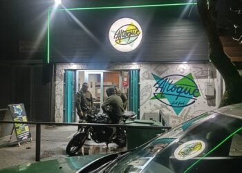 Chillán: operativo de fiscalización en Av. Argentina dejó un detenido y cuatro infracciones por consumo de alcohol en la vía pública.