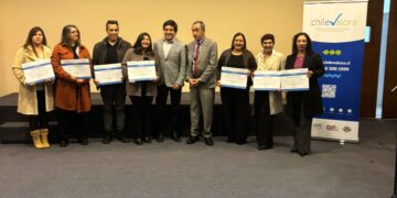 252 trabajadoras de Ñuble se certifican en manipulación de alimentos y fortalecen su desarrollo dentro de la empresa.