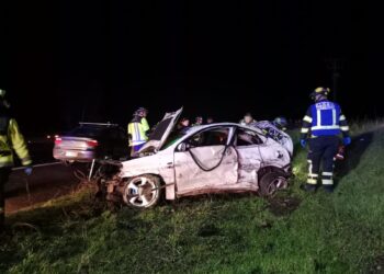 VOLCAMIENTO DE VEHÍCULO DEJÓ UNA PERSONA LESIONADA EN LA RUTA 5 SUR EN BULNES.