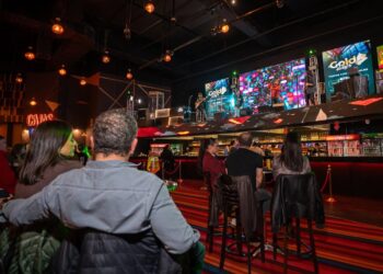 Casino MDS Chillán invita a vivir un fin de semana cargado de fiesta, música y entretención.