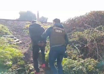 Tenía órdenes de detención y ahora fue sorprendido por Carabineros.