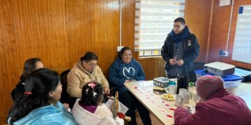 Programa Quiero Mi Barrio fortalece habilidades parentales en San Carlos.
