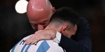 ¡Ya no es un mito.. es una realidad!  Presidente de la FIFA, Gianni Infantino «Alucinado con Lionel Messi».