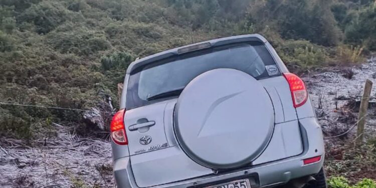 Accidente de tránsito por hielo en la ruta entre Quirihue y Cobquecura: llaman a extremar la precaución.