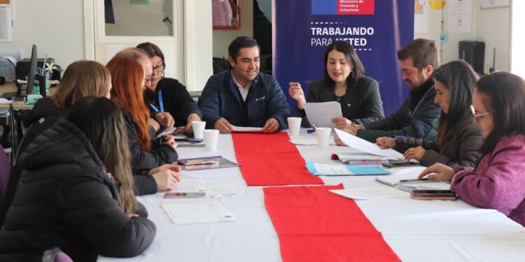 Minvu y municipios de Itata impulsan una mesa para fortalecer el acceso a subsidios habitacionales.