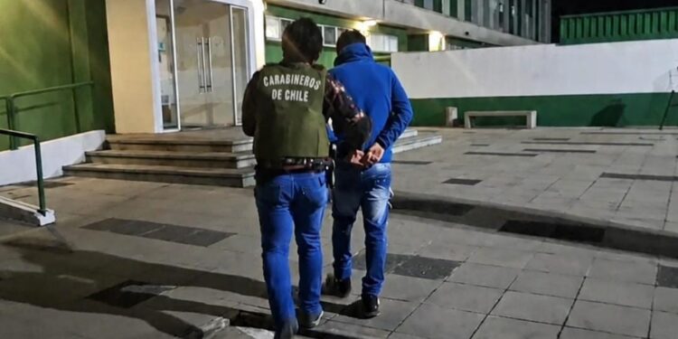 Carabineros de OS9 Ñuble detuvo a tercer imputado por homicidio frustrado e incendio en San Carlos.