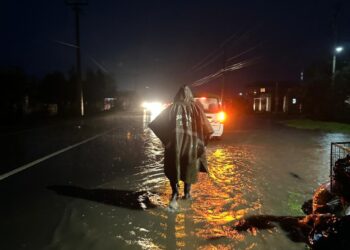 ÚLTIMO MINUTO 🔴 SE REPORTA LA SALIDA DE UN CANAL EN ÑUBLE.