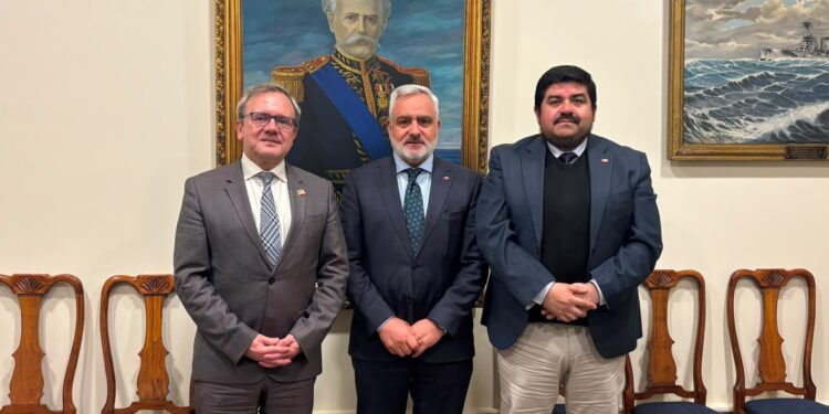 Gestiones lideradas por el senador Sanhueza acercan a Ñuble a contar con una Capitanía de Puerto propia.
