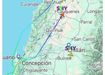 AHORA ✈️ AVIÓN COMERCIAL NO PUDO ATERRIZAR POR MUCHO VIENTO EN CONCEPCIÓN.