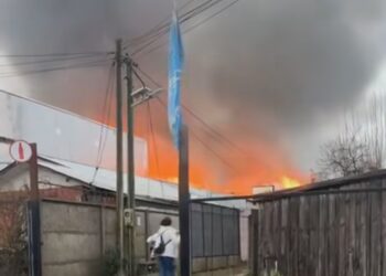 ÚLTIMO MINUTO | Incendio destruye restaurante en Chillán Viejo