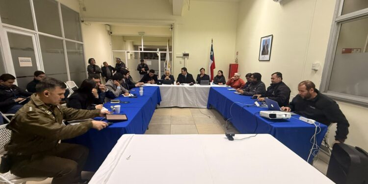 Delegación de Punilla y SENAPRED refuerzan coordinación preventiva ante sistema frontal.